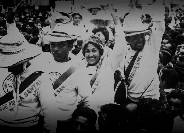 La Marcha del Hambre llega a los cines: el documental que rescata una haza�a de 800 maestros colombianos en 1966